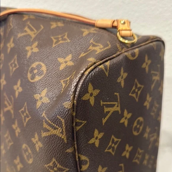 Louis Vuitton Neverfull Tote Bag MM - Picture 5 of 11